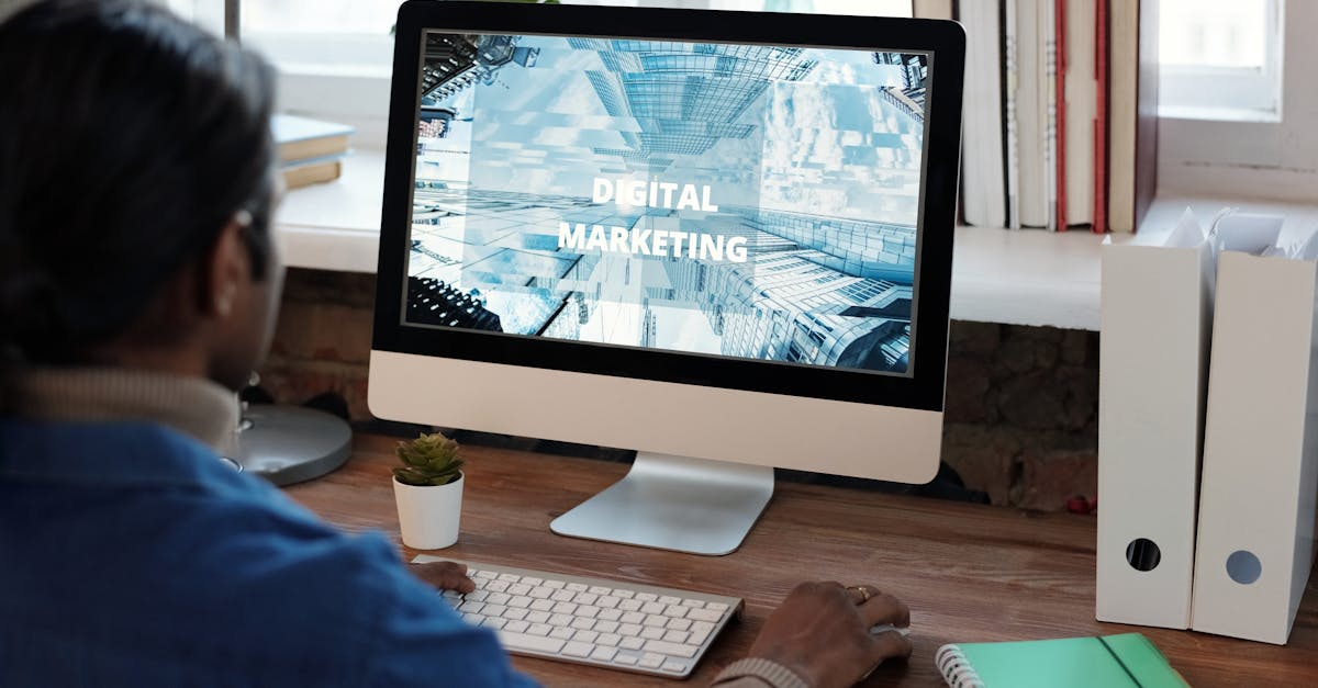 What to Look for Before Hiring a Freelance Digital Marketer in Oman